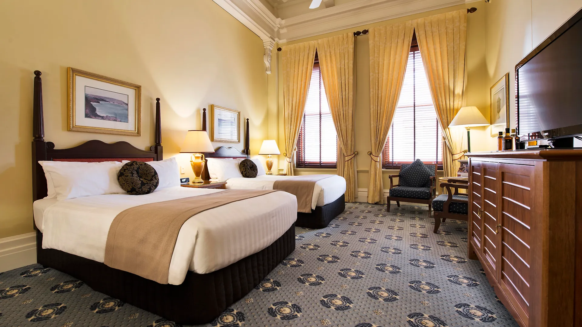 Treasury Brisbane Hotel