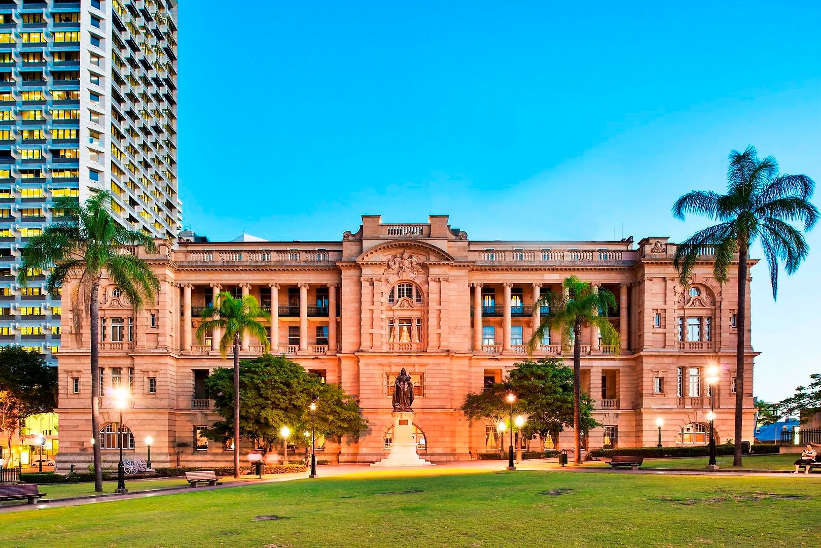 Treasury Brisbane Hotel